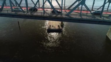 Güzel Pilsudski Barge Nehri Wisla Torun Hava Manzarası Polonya. Yüksek kalite 4k görüntü