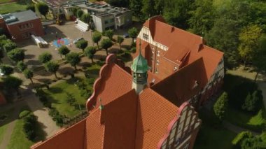 Okul Kompleksi Wejherowo Powiatowy Zespol Szkol Hava Görüntüsü Polonya. Yüksek kalite 4k görüntü