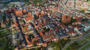 Güzel Panorama Eski Şehir Merkezi Wisla Torun Miasto Hava Görüntüsü Polonya. Yüksek kalite 4k görüntü