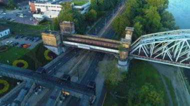 Tren İstasyonu Torun Dworzec Miasto Hava Görüntüleme Polonya. Yüksek kalite 4k görüntü