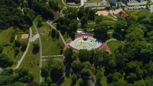 Centrální Park Fontána Olsztyn Fontanna Uklad Sloneczny Aerial View Polsko — Stock video