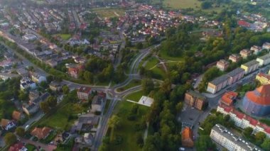 Güzel Rondo Stargard Parkı Jagiellonski Hava Manzaralı Polonya. Yüksek kalite 4k görüntü