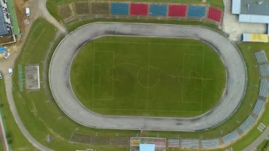 Speedway Futbol Stadyumu Pila Stadyumu Zuzlowo Pilkarski Hava Manzaralı Polonya. Yüksek kalite 4k görüntü