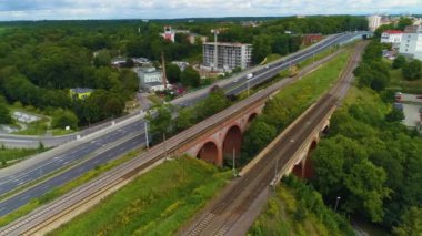 Köprü Tarihi Demiryolu Viaducts Olsztyn Zabytkowe Wiadukty Hava Görüntüsü Polonya. Yüksek kalite 4k görüntü