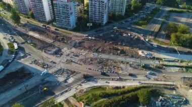 Estate Osiedle Mlodych Rondo Niepodleglosci Torun Havacılık Görünümü Polonya. Yüksek kalite 4k görüntü