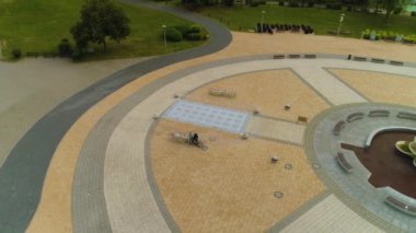 Pila Fontanna Na Wyspie Havacılık Polonya 'da Çeşme. Yüksek kalite 4k görüntü