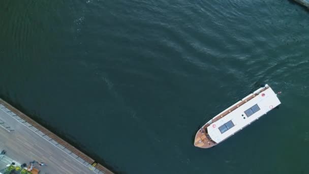 Motlawa Gdansk Srodmiescie Statek Aerial View波兰号轮船 高质量的4K镜头 — 图库视频影像