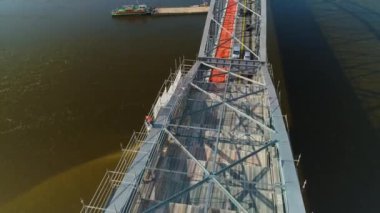 Güzel Pilsudski Köprüsü Vistula Torun Wisla Havacılık Manzarası Polonya. Yüksek kalite 4k görüntü