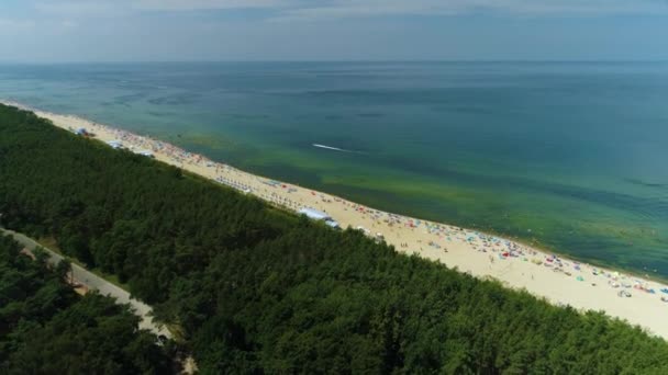 美しいビーチバルト海クリニツァモルスカプラザ空中ビューポーランド 高品質4K映像 — ストック動画