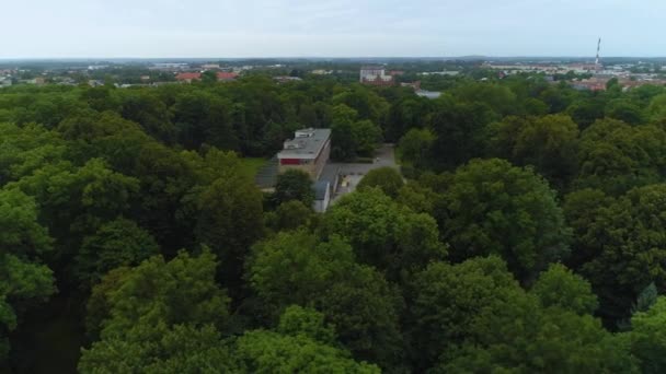 Park Tadeusza Kosciuszki Library Koszalin Biblioteka Aerial View Poland 高质量的4K镜头 — 图库视频影像