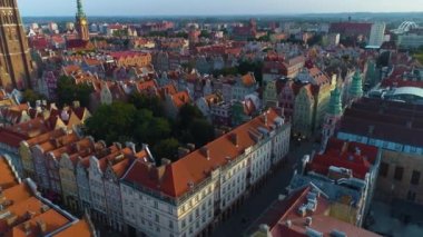 Bazylika Mariacka Gdansk Eski Kasaba Bazilikası Hava Görüntüsü Polonya. Yüksek kalite 4k görüntü