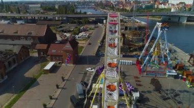 Tatil Parkı Nabrzeze Starowka Szczecin Tekerlekli Havadan Polonya. Yüksek kalite 4k görüntü