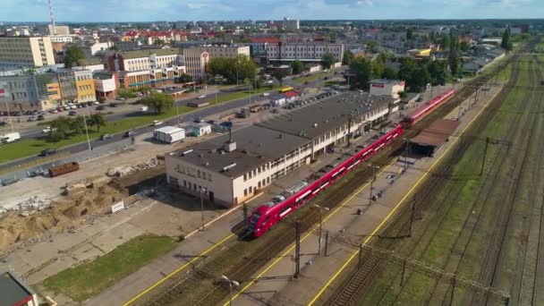 铁路车站Wloclawek Dworzec Kolejowy Pkp Aerial View Poland 高质量的4K镜头 — 图库视频影像