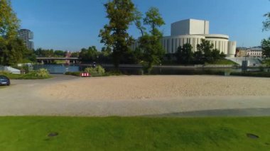 Kare Değirmen Adası Bydgoszcz Wyspa Mlynska Hava Görüntüsü Polonya. Yüksek kalite 4k görüntü