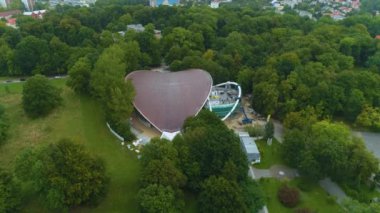 Amfitiyatro Koszalin Amfiteatr Paderewskiego Hava Görüntüsü Polonya. Yüksek kalite 4k görüntü