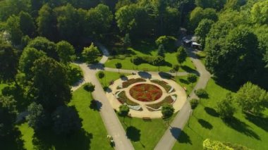 Güzel Central Park Majkowskiego Wejherowo Hava Manzarası Polonya. Yüksek kalite 4k görüntü