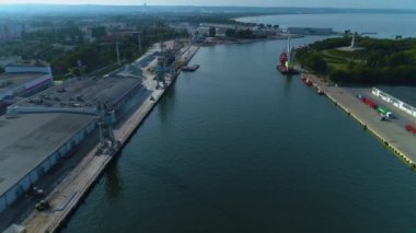 Oliwa Quay Ölü Vistula Gdansk Martwa Wisla Nabrzeze Oliwskie Hava Görüntüsü Polonya. Yüksek kalite 4k görüntü
