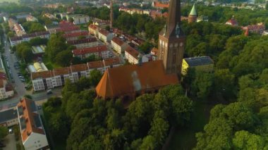 Güzel kilise Stargard Kosciol Swietego Jozefa Aerial View Poland. Yüksek kalite 4k görüntü