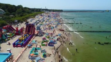Playground Beach Baltık Denizi Ustka Plaza Morze Baltyckie Hava Görüntüsü Polonya. Yüksek kalite 4k görüntü