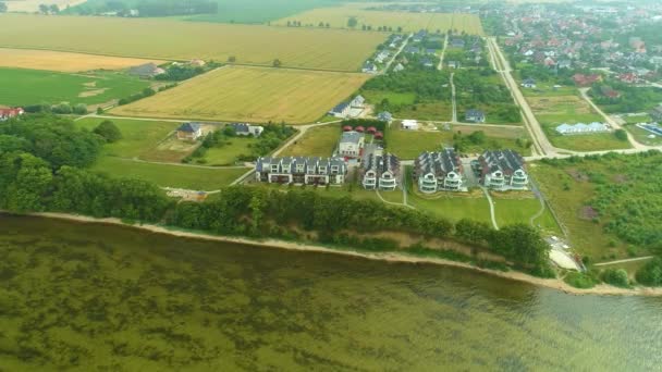 Ferienwohnungen Bay Puck Zatoka Hotele Aerial View Polen Hochwertiges Filmmaterial — Stockvideo