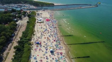 Port Beach Baltık Denizi Ustka Plaza Morze Baltyckie Hava Manzaralı Polonya. Yüksek kalite 4k görüntü