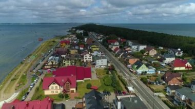 Güzel Peyzaj Evleri Chalupy Domki Piekny Krajobraz Hava Manzaralı Polonya. Yüksek kalite 4k görüntü