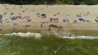 Plaj Baltık Denizi Jastrzebia Gora Plaza Morze Baltyckie Hava Manzaralı Polonya. Yüksek kalite 4k görüntü