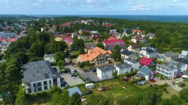 Güzel Peyzaj Apartmanları Jastrzebia Gora Piekny Krajobraz Hava Görünümü Polonya. Yüksek kalite 4k görüntü
