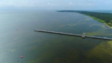 Jurata Körfezi 'ndeki Jurata Molo Zatoka Havacılık Görünümü Polonya. Yüksek kalite 4k görüntü