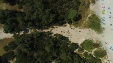 Rouge Beach Rowy Droga Na Plaze Hava Görüntüsü Polonya. Yüksek kalite 4k görüntü