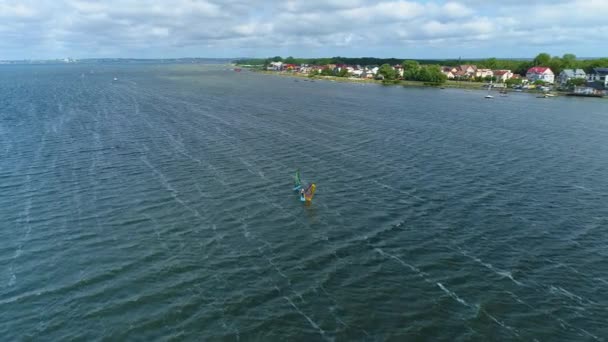 Windsurfing Zatoce Chalupy Zatoka Pucka Widok Lotu Ptaka Polska Wysokiej — Wideo stockowe