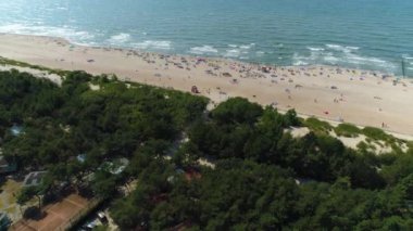 Plaj Baltık Denizi Rowy Plaza Morze Baltyckie Hava Görüntüsü Polonya. Yüksek kalite 4k görüntü