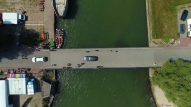 Köprüden Aşağı Balıkçılık Limanı Rowy En Port Rybacki Hava Görüntüsü Polonya. Yüksek kalite 4k görüntü