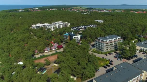 Appartements Panorama Dans Forêt Rowy Apartamenty Las Aerial View Pologne — Video