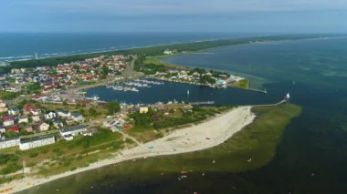 Jastarnia Limanı 'ndaki Panorama Limanı Morski Havaalanı Polonya. Yüksek kalite 4k görüntü