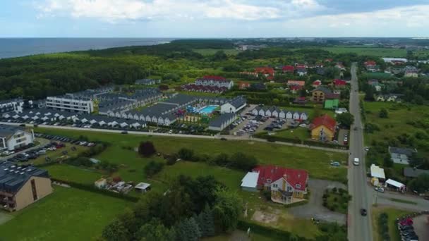 Schöne Holiday Park Resort Grzybowo Aerial View Polen Hochwertiges Filmmaterial — Stockvideo