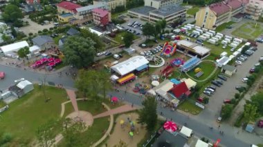 Lunapark Sarbinowo Wesole Miasteczko Hava Manzarası Polonya. Yüksek kalite 4k görüntü