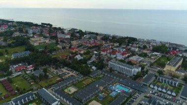 Güzel manzara Ustronie Morskie Piekny Krajobraz Hava Manzarası Polonya. Yüksek kalite 4k görüntü