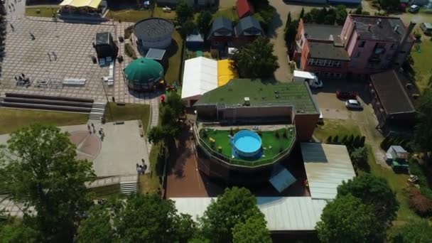 屋顶游泳池Jaroslawiec Basen Dach Aach Aerial View Poland 高质量的4K镜头 — 图库视频影像