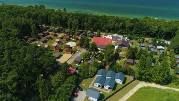 美丽的风景寓所Wicie Domki Piekny Krajobraz Aerial View Poland 高质量的4K镜头 — 图库视频影像