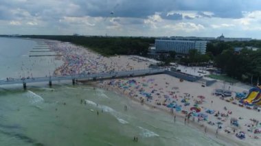 Panorama Sahili Baltık Denizi Kolobrzeg Plaza Morze Baltyckie Hava Görüntüsü Polonya. Yüksek kalite 4k görüntü