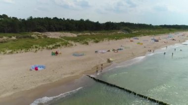 Plaj Baltık Denizi Dabkowice Plaza Morze Baltyckie Hava Görüntüsü Polonya. Yüksek kalite 4k görüntü