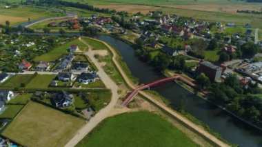 Güzel Peyzaj Nehri Wieprza Darlowo Krajobraz Hava Manzarası Polonya. Yüksek kalite 4k görüntü