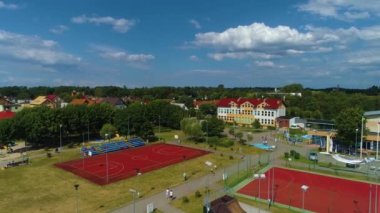 Spor ve Rekreasyon Bölgesi Dzwirzyno Osrodek Sportu I Rekreacji Havacılık Görünümü Polonya. Yüksek kalite 4k görüntü