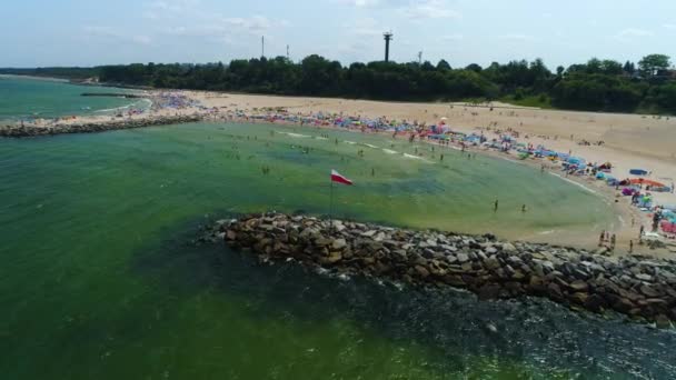 迪拜海滩在Jaroslawiec Plaza Dubaj Aerial View Poland 高质量的4K镜头 — 图库视频影像