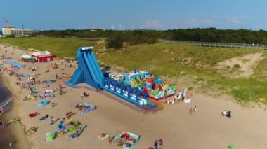 Batı Sahili Darlowo Plaza Zachodnia Havacılık Görünümü Polonya. Yüksek kalite 4k görüntü