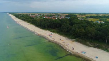 Sahil Baltık Denizi Gaski Plaza Morze Baltyckie Hava Görüntüsü Polonya. Yüksek kalite 4k görüntü