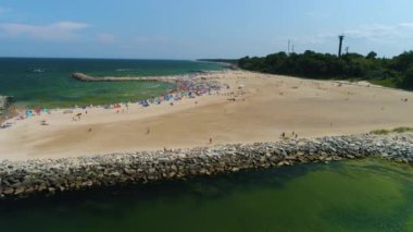 Dubai Plajı Jaroslawiec Plaza Dubaj Havacılık Görünümü Polonya. Yüksek kalite 4k görüntü