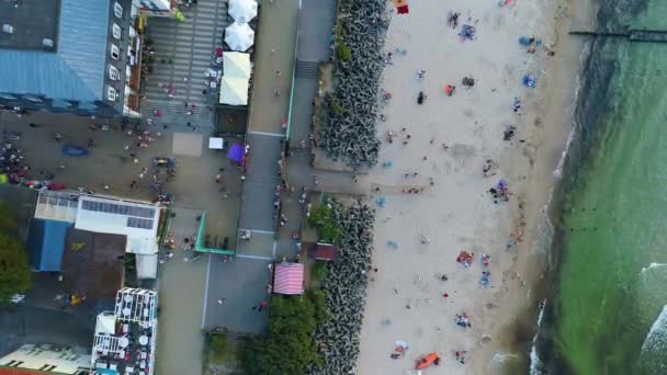 Indah Main Promenade Beach Mielno Glowny Deptak Plaza Aerial View — Stok Video