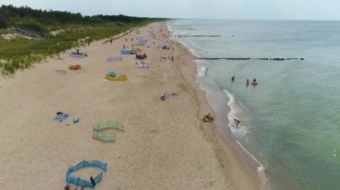 Plaj Baltık Denizi Dabkowice Plaza Morze Baltyckie Hava Görüntüsü Polonya. Yüksek kalite 4k görüntü